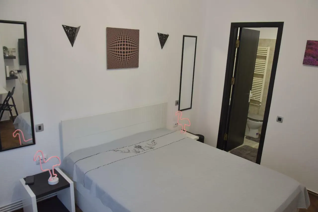 Apartment M&M Intercontinental Vasile Conta Nr.3-5 Hotel Bucharest